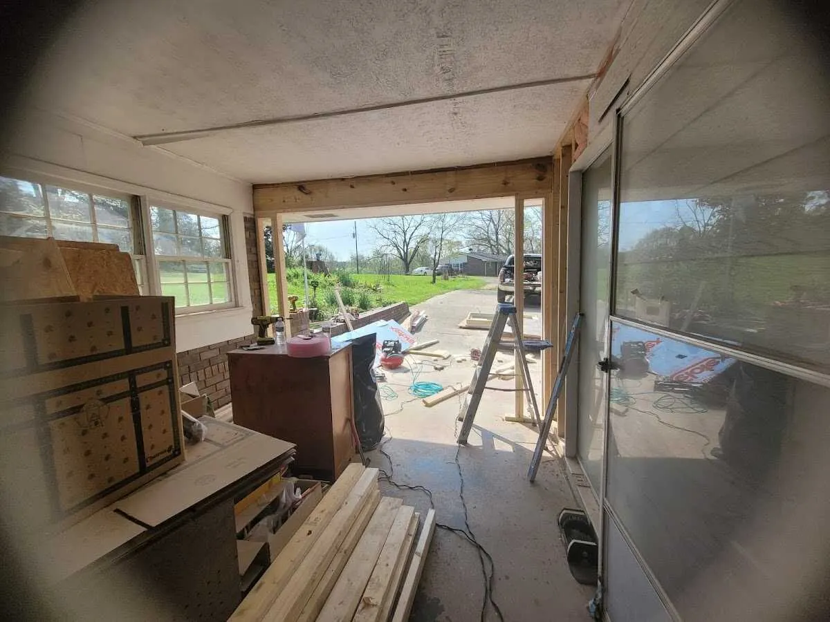 Air movers and dehumidifier for Water Mitigation Services in Great Neck